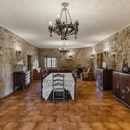 Quinta Regadas Villa *