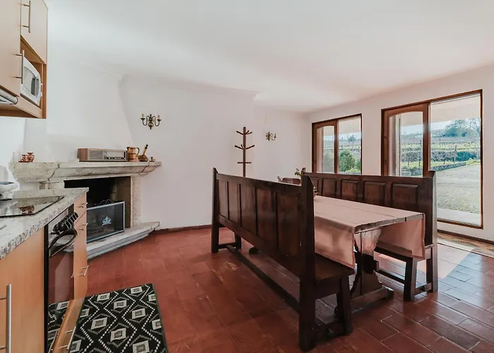 Quinta Regadas Villa *